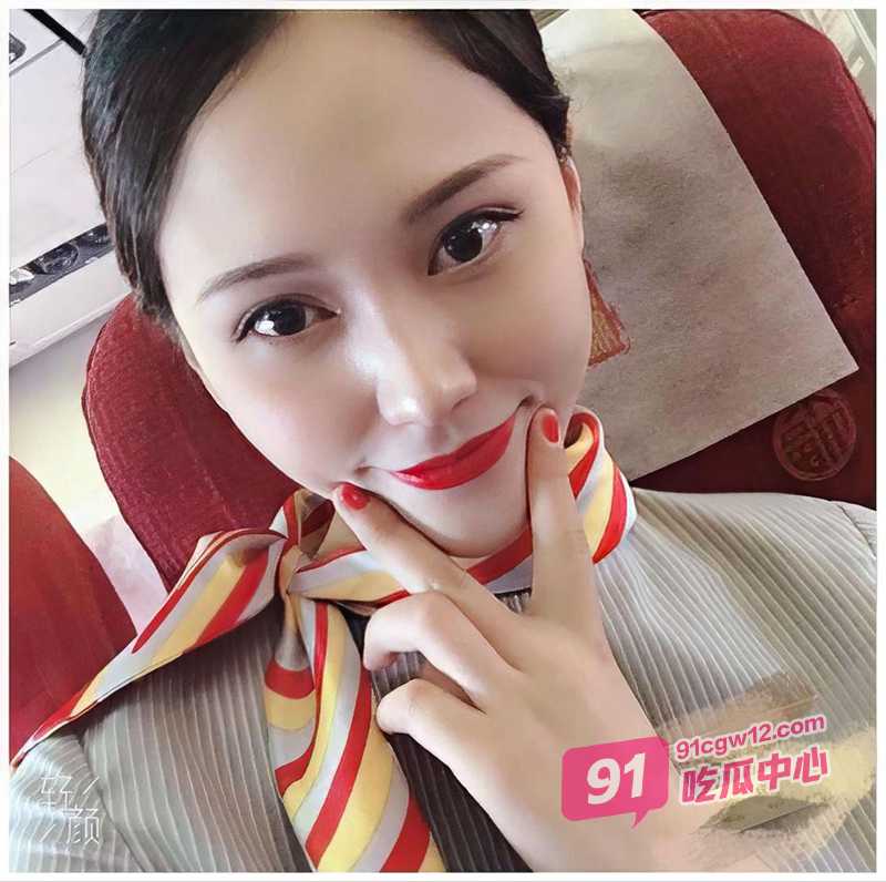 百度云泄密 空姐约炮土豪哥视频曝光 深喉口交卖力侍奉 全自动上位骑乘 爽到停不下来！ 配图