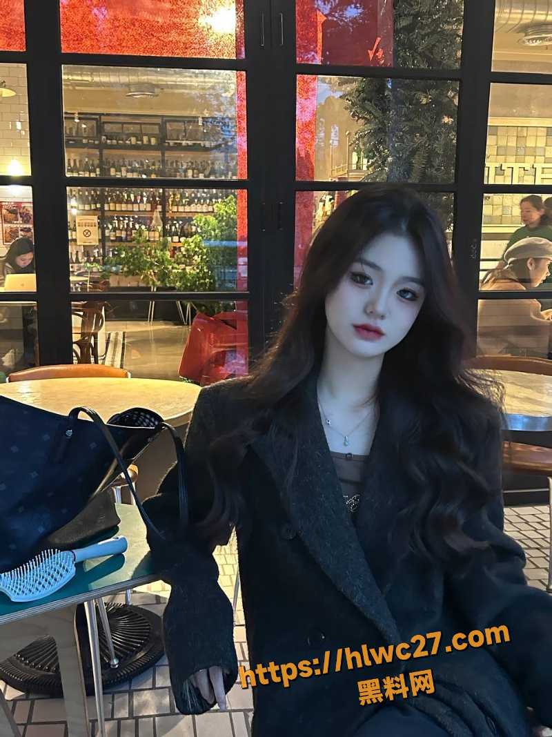 清纯校花 柳软软 被金主诱惑到酒店猛干 露脸口交视频泄露
