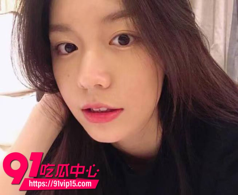推特疯传王一博和綦美合已经生孩子8年恋爱直接隐婚升级7