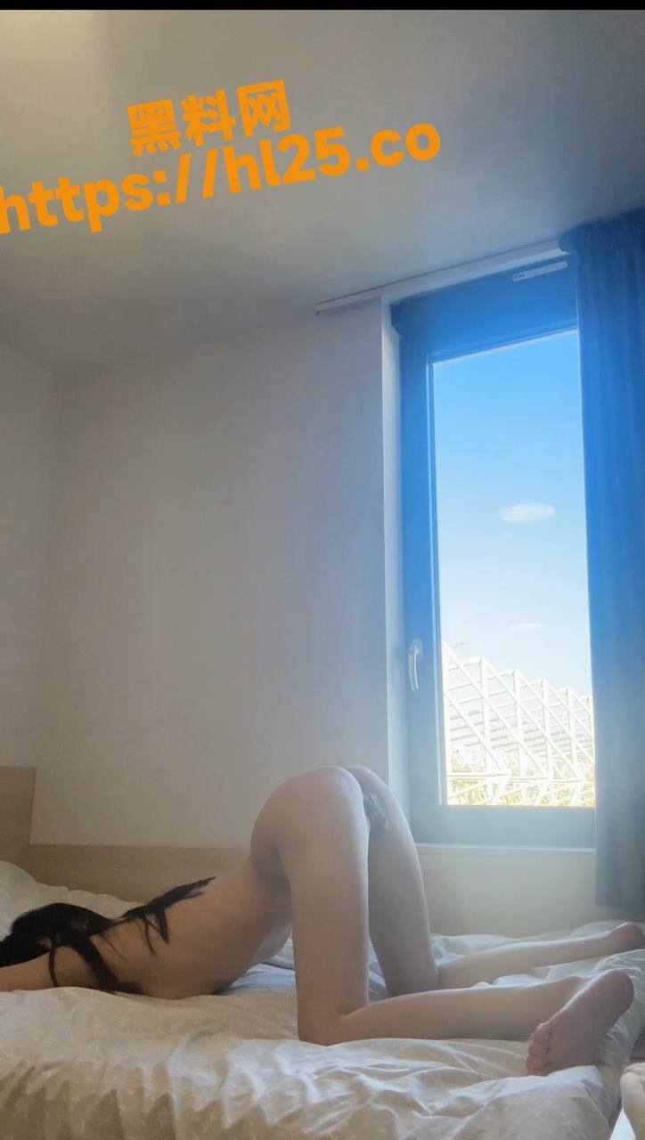 00后女友 长相甜美反差小母狗 和男友酒店开房啪完回宿舍还要自慰