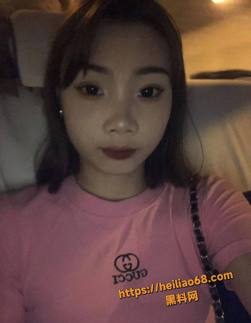 辽宁05年反差婊 马春雨 裸贷逾期还不上 露脸 自慰视频被债主曝光 蹲在厕所扣穴