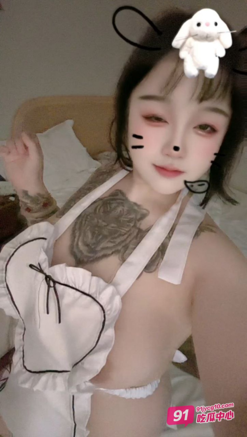 河北小妹冯琪忘我吃鸡 结果遇人不淑被曝光视频～ 配图4