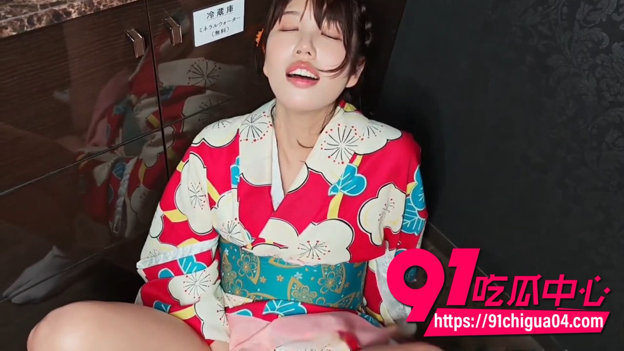 香月怜和服玩具自慰快感来袭潮吹喷水白浆直流6