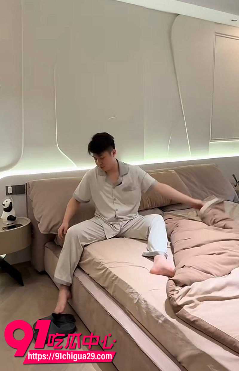 抖音700W粉丝女网红贵阳二小姐知三当三勾引杰少偷情被庄楚华实名举报38 抖音700W粉丝女网红贵阳二小姐知三当三勾引杰少偷情被庄楚华实名举报38