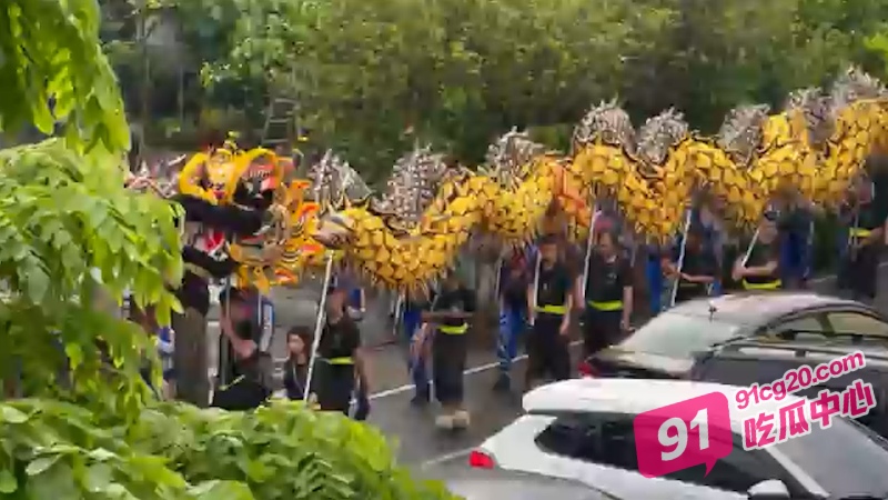 现实版黑道风云！台湾屏东角头 鸭头陈昫豪遭暗杀 出殡场面豪华到无法想象！