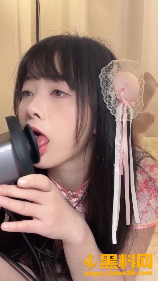 高颜值博主 缇雅99 温柔舔耳ASMR福利 近距离轻语舔舐 酥麻感满满