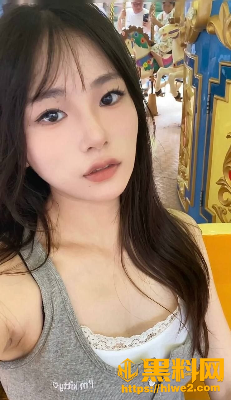 吉林反差婊 祈锦钥 酒店跪镜子前深喉口交 骚浪表现让人欲火焚身