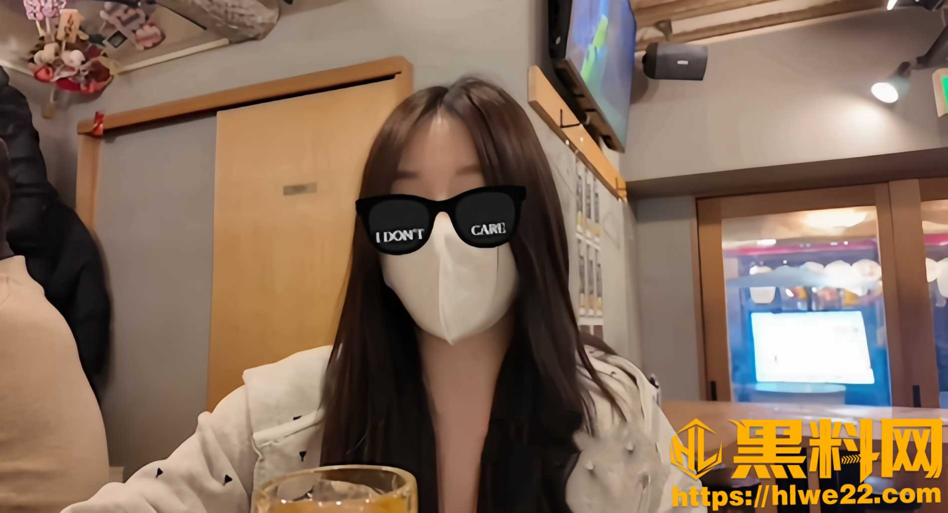 推特网黄女神 小小t 约会Vlog 在日本大阪第一次约外国人 被后入猛撞肥臀