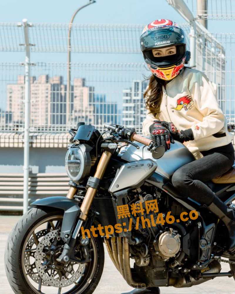 台北机车女孩 同柒 在与男友爱爱之时被拍下性爱影片 恋爱脑的女主就此被渣男所发片炫耀！