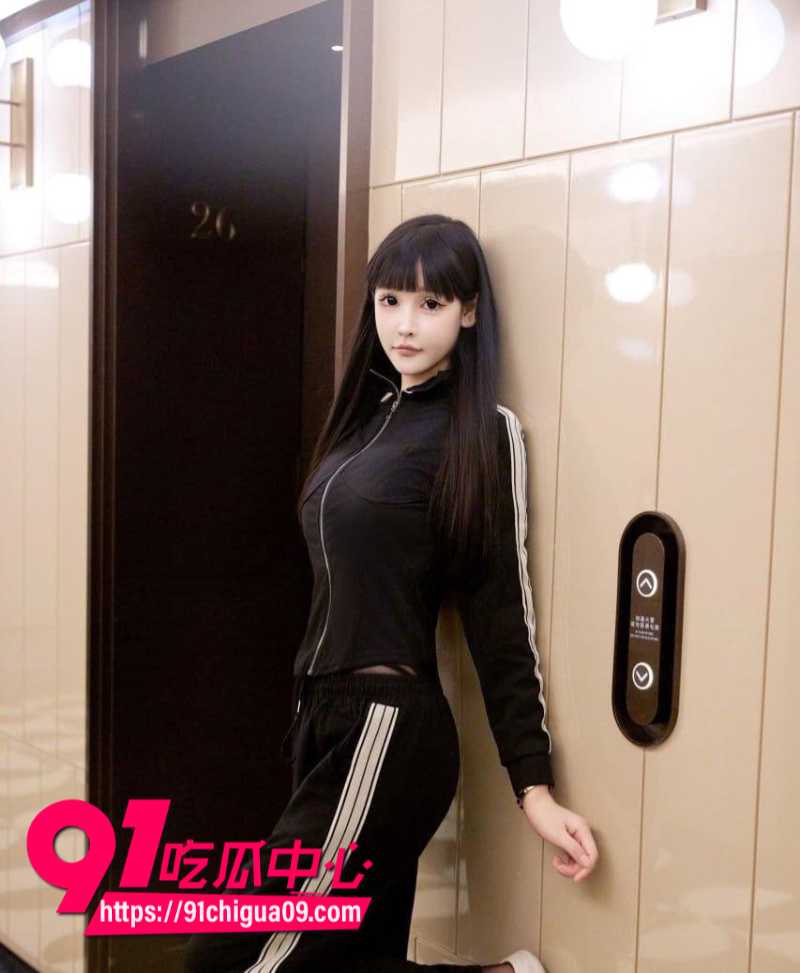 秀人网巨乳女模特 智恩BABY 高清裸舞诱惑 白嫩娇躯让狼友们热血沸腾