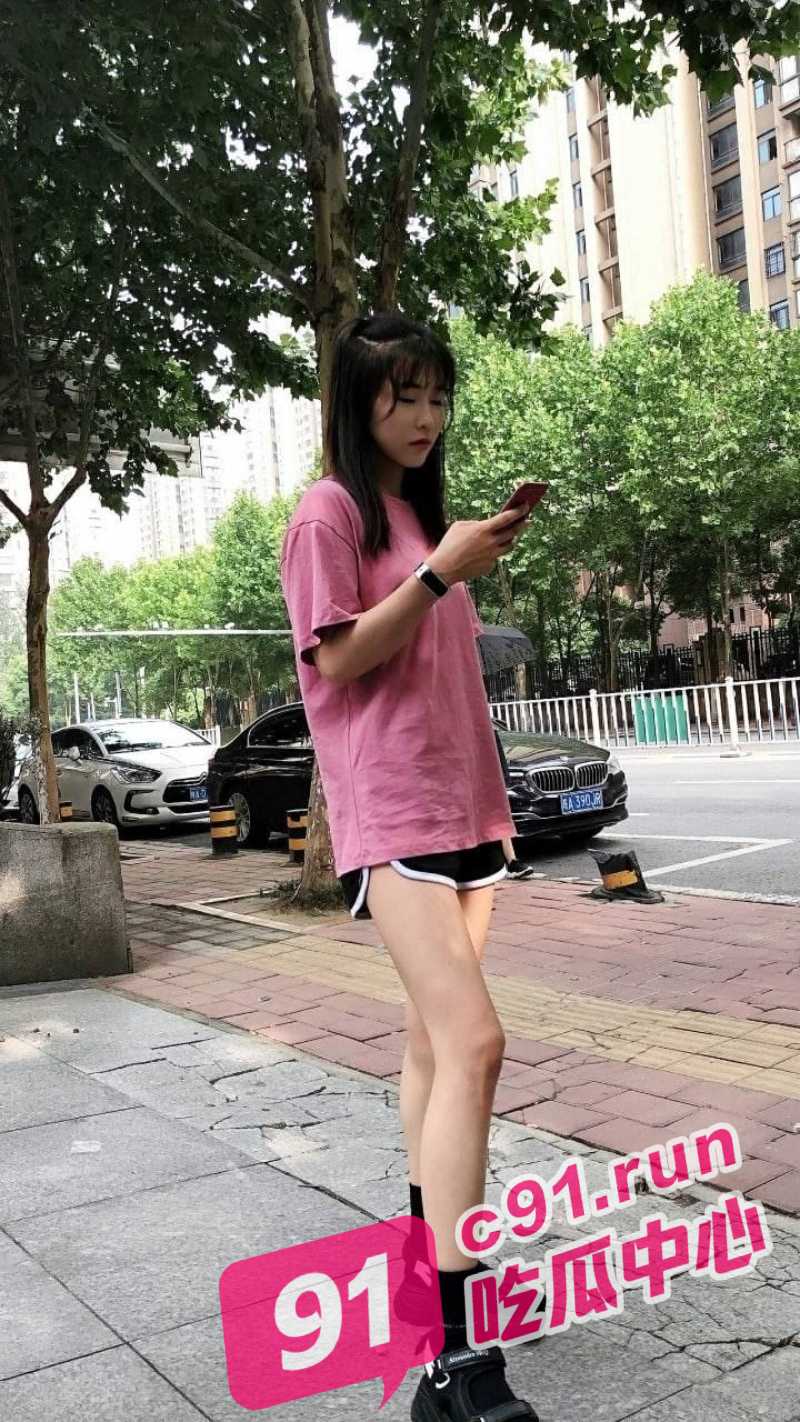 2_W_800px.jpg