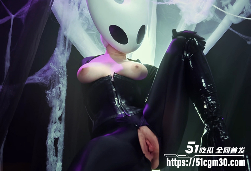 毛妹大奶MollyredwolfCosplay空洞骑士深喉后入视频流出1拷贝