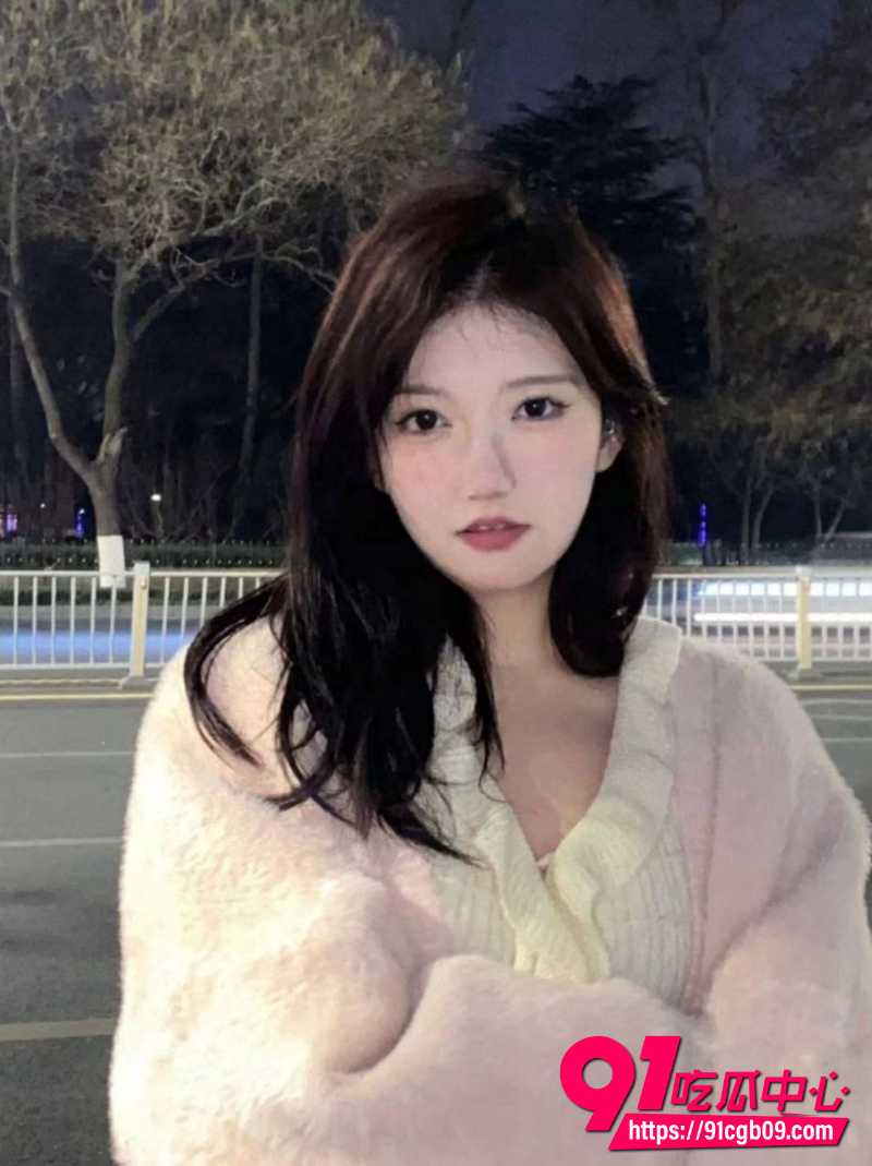 北京科技大学天津学院网红张绮6 北京科技大学天津学院网红张绮6
