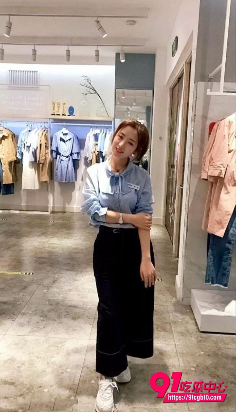 苏州世贸中心已婚少妇薛倩8