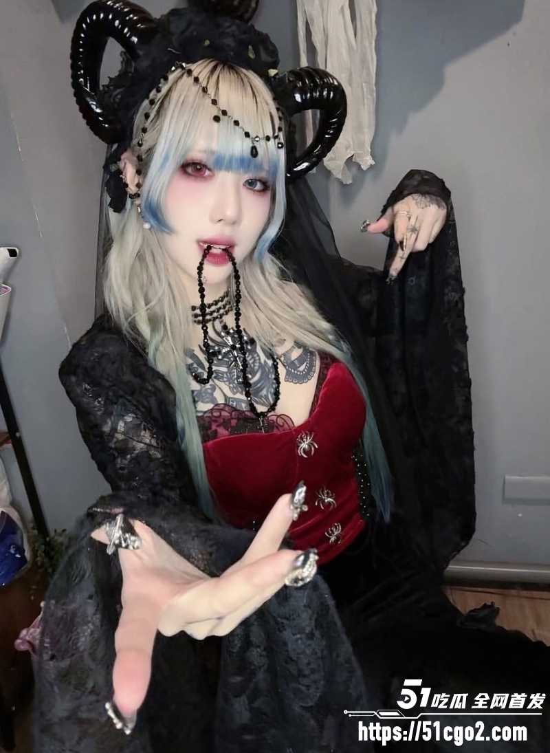 符文战士 负负 自慰视频和裸照泄漏 9