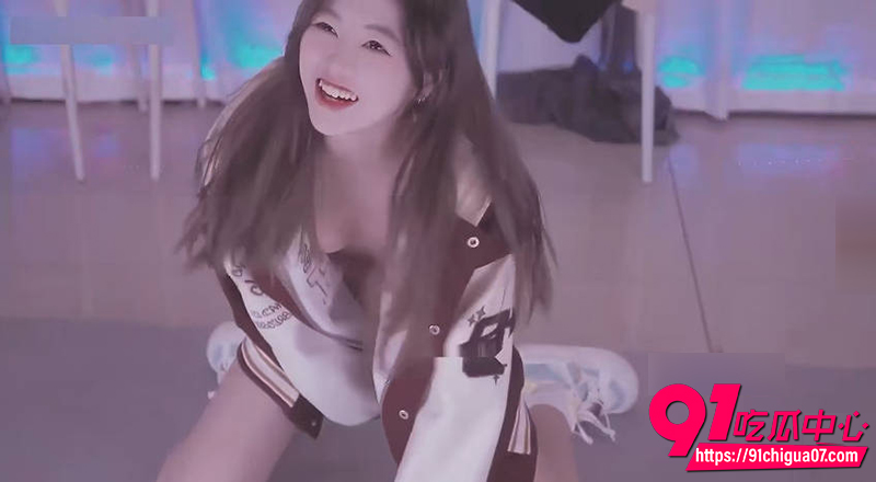 3Stripchat女团YC111 2