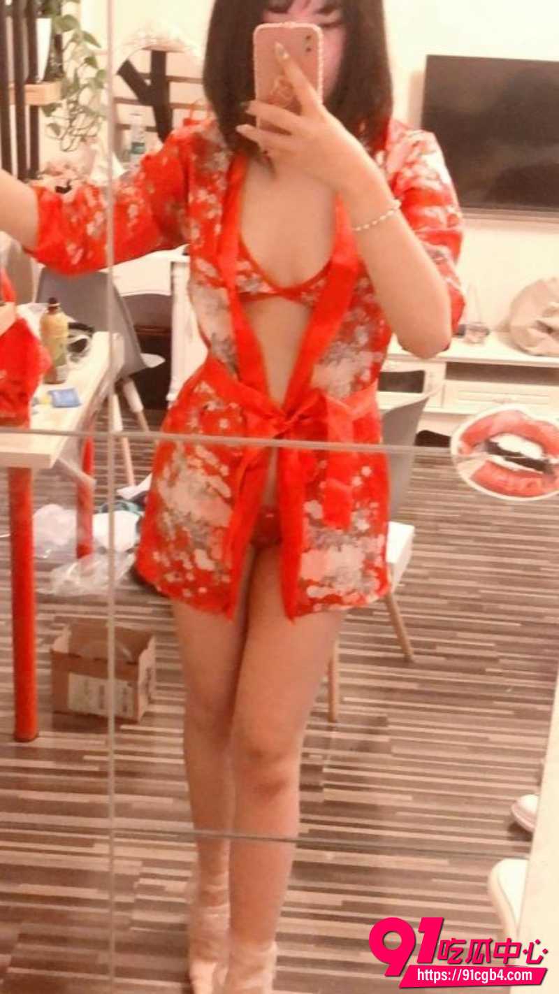 骚逼母狗黄丽娜17