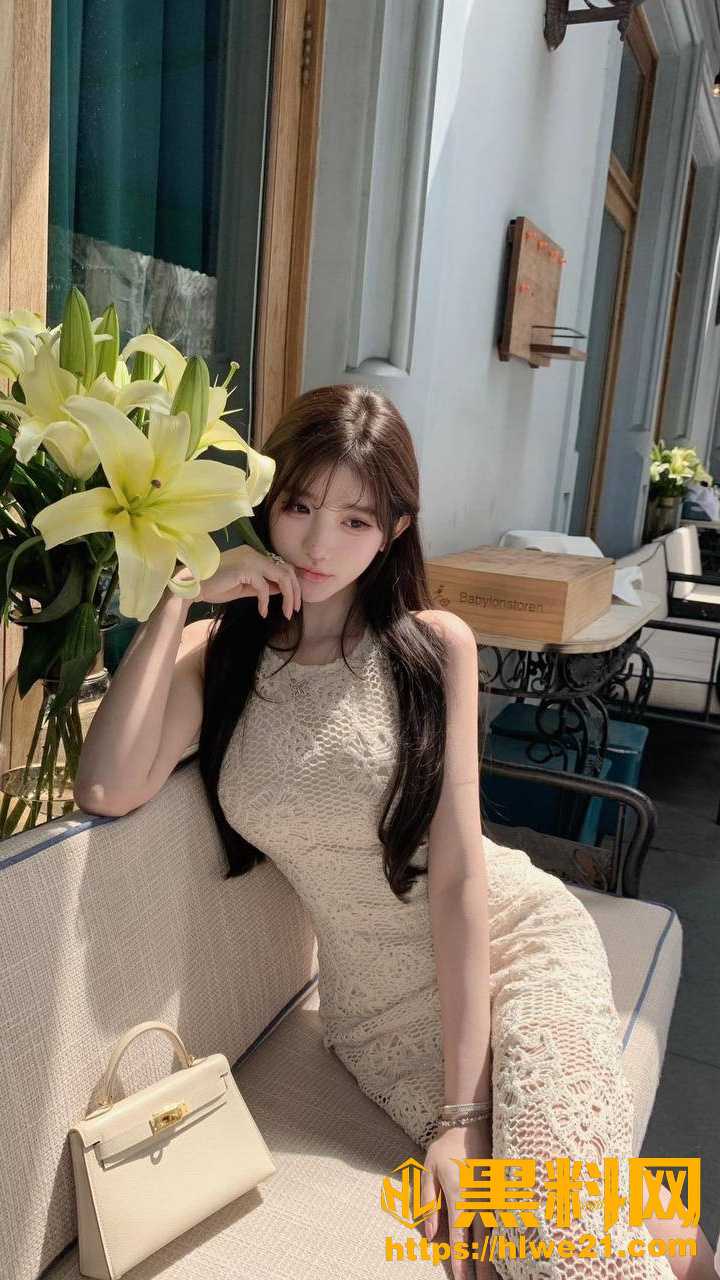 《逍遥房东俏房客》22至23章 拿三十万装逼翻车 中校当众跪喊刘明老大求饶
