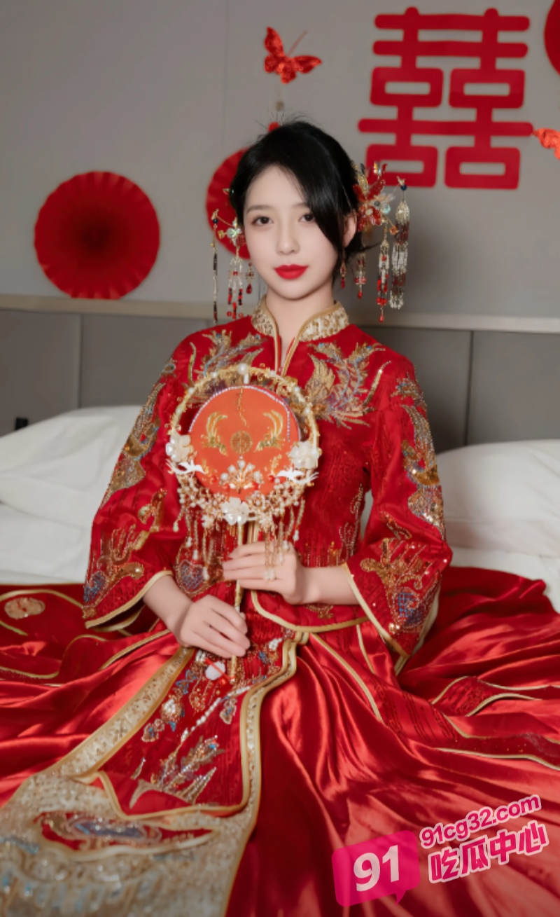 中式恐怖之大型冥婚现场 山西运城某乡村 活生生的新娘子跪拜死人老公 还要洞房 配图4