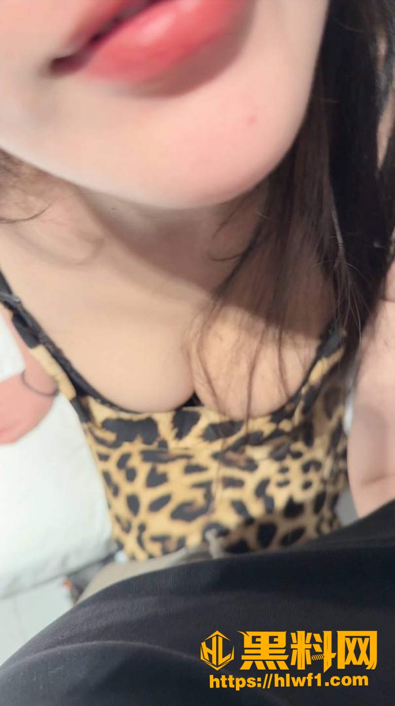 原创 乱伦姐弟情 前凸后翘小母狗 老公半夜出差 主动送上门挨操