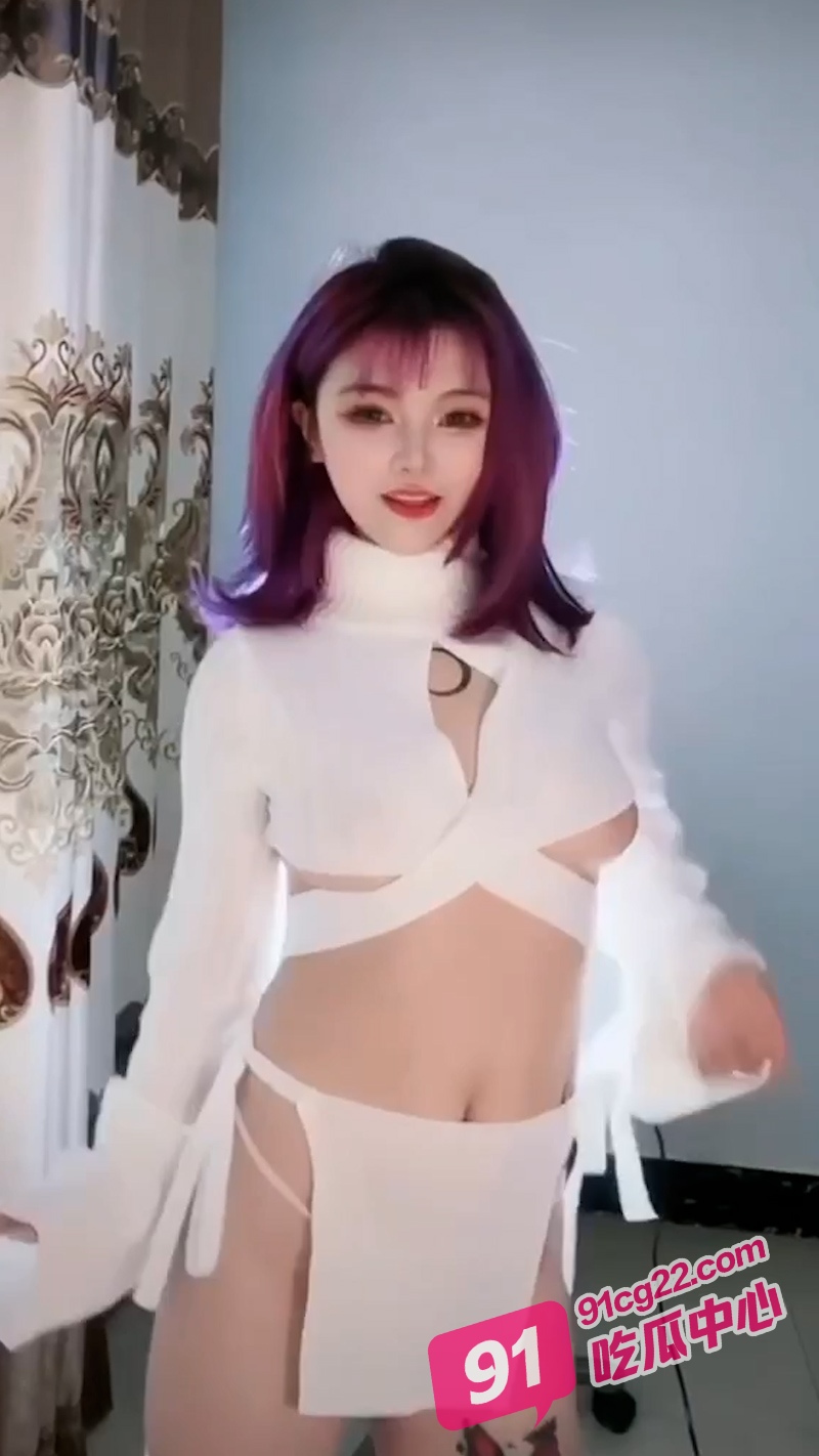 盘点美女主播闪现露点合集 擦边直播成人福利 粉丝都被钓成翘嘴啦！ 配图4