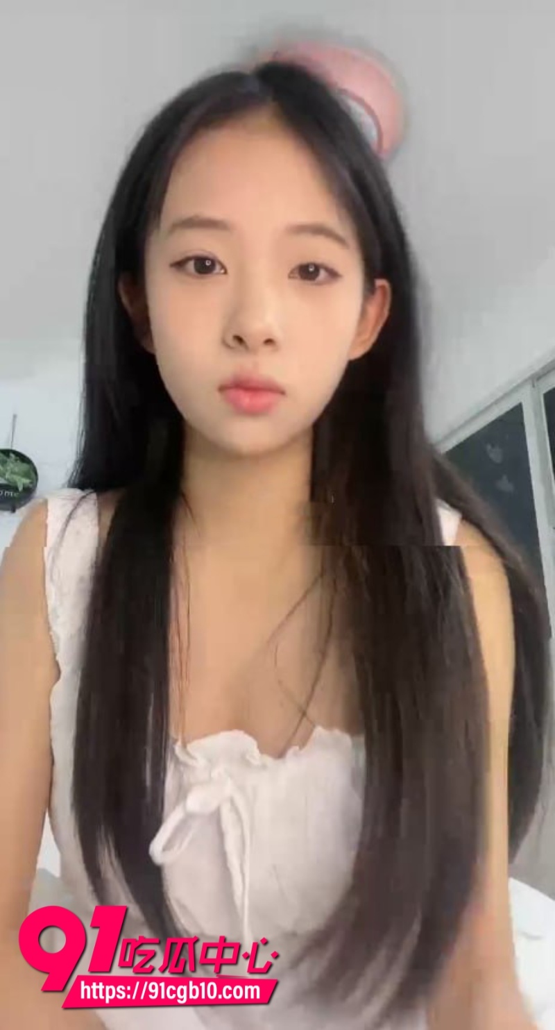 清纯萝莉妹妹被金主包养调教视频流出4