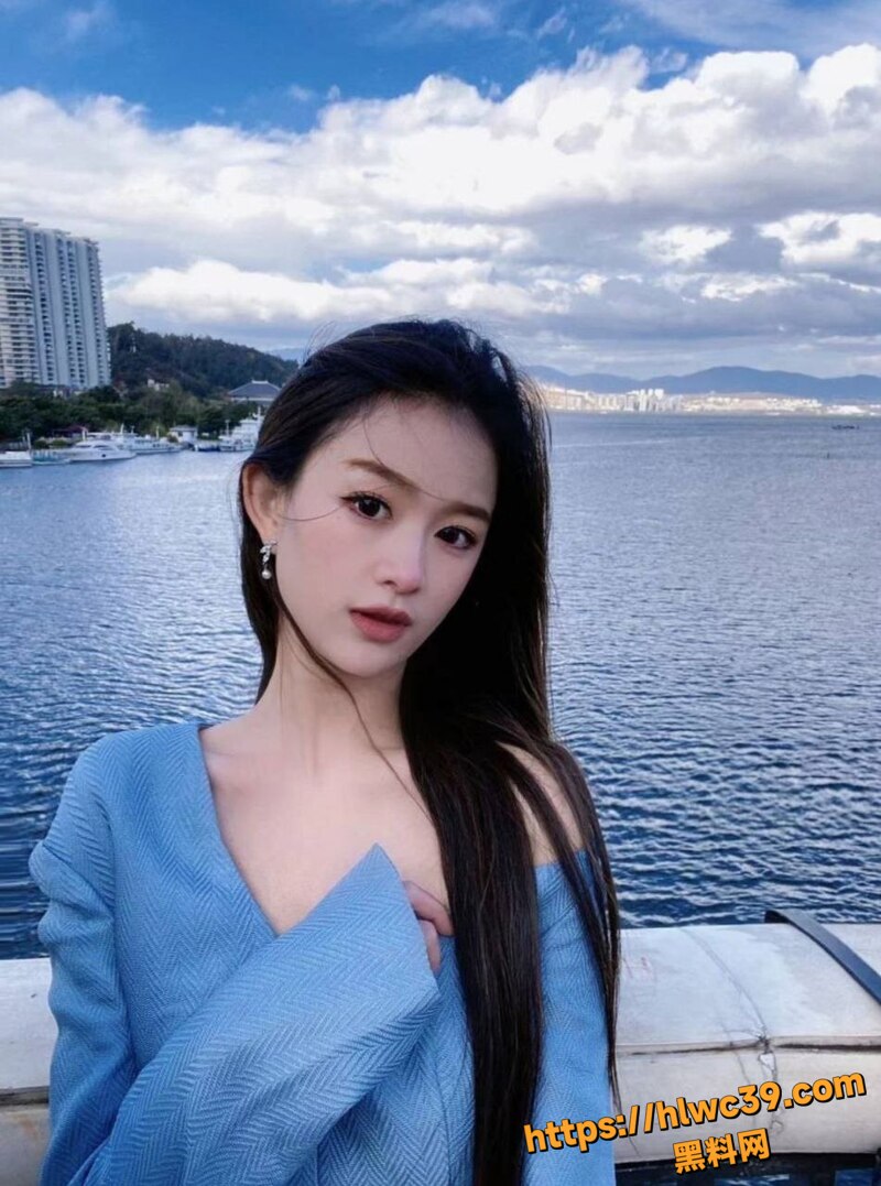 极品御姐 李紫涵  自拍视频泄露 狗链绑住滴蜡调教 跪在地上口爆深喉