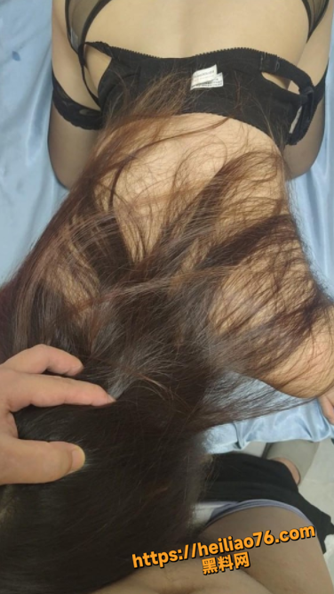 用炮机嫂子插到痉挛 再用大鸡巴狠狠的操嫂子 大胸嫂子会喷水 111-115集 海角社区