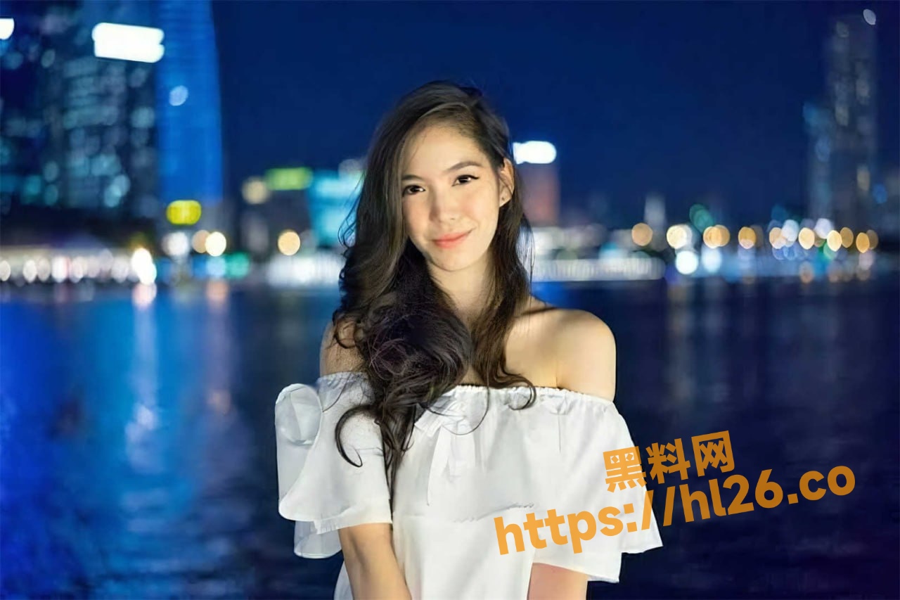 新加坡模特女网红 JanellaOoi（Bunnyjanjan） 祖龙 热度超过正牌女友且还有受虐倾向！