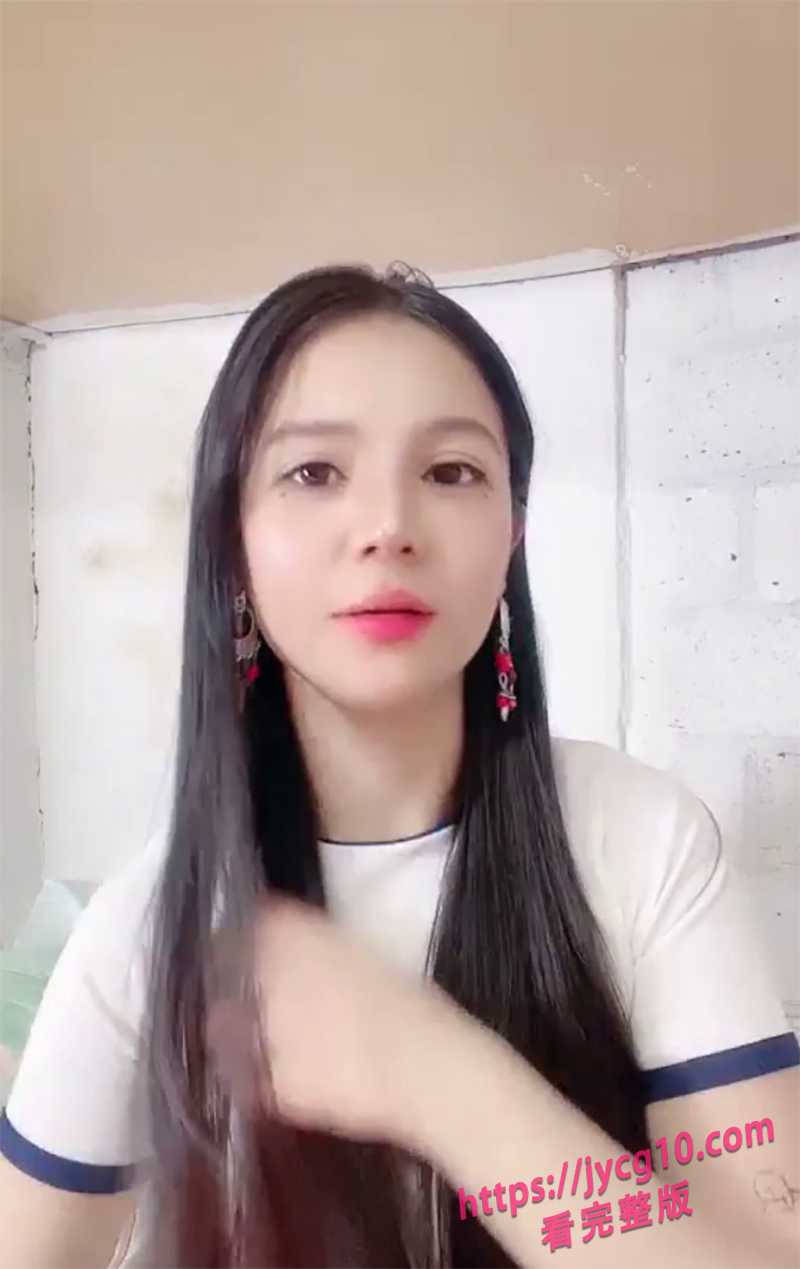 性感御姐直播间大胆挑战 后庭道具play画面曝光