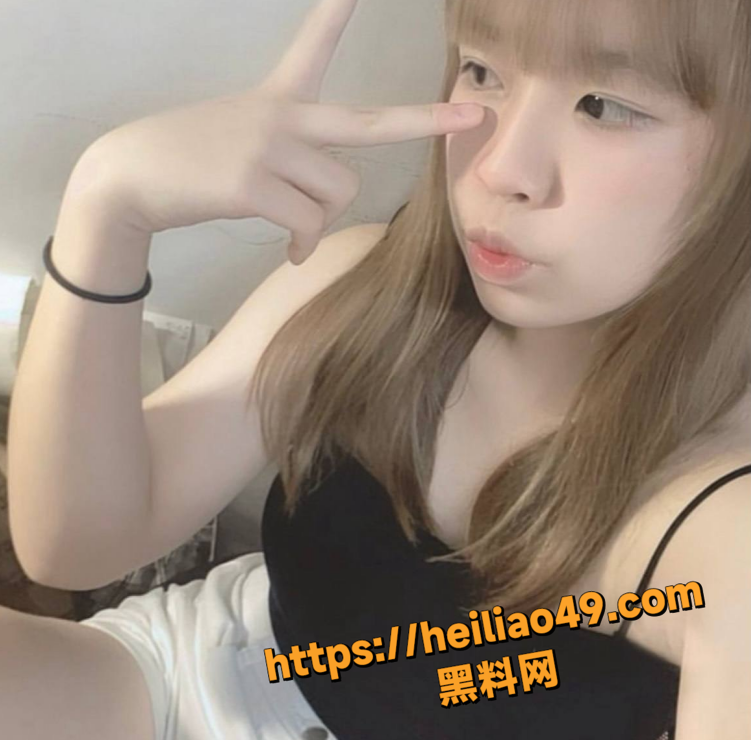 湖南大学巨乳新生 陈芯 大尺度私密视频泄露 沉浸式口交 绝顶技巧让人回味无穷