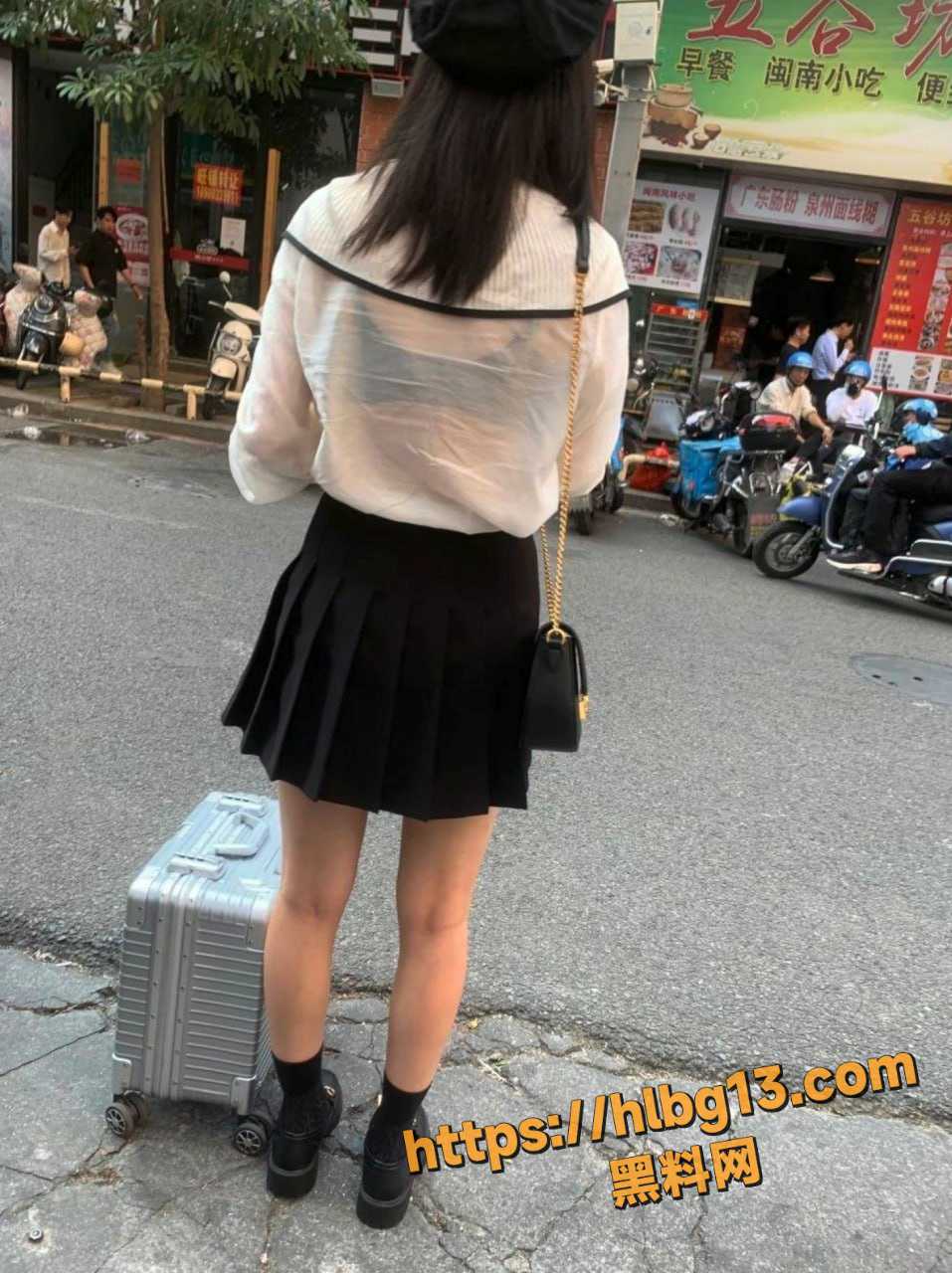推特约炮大神 银优66 约炮合集 大屌打桩机猛烈输出 各个美女都很极品！