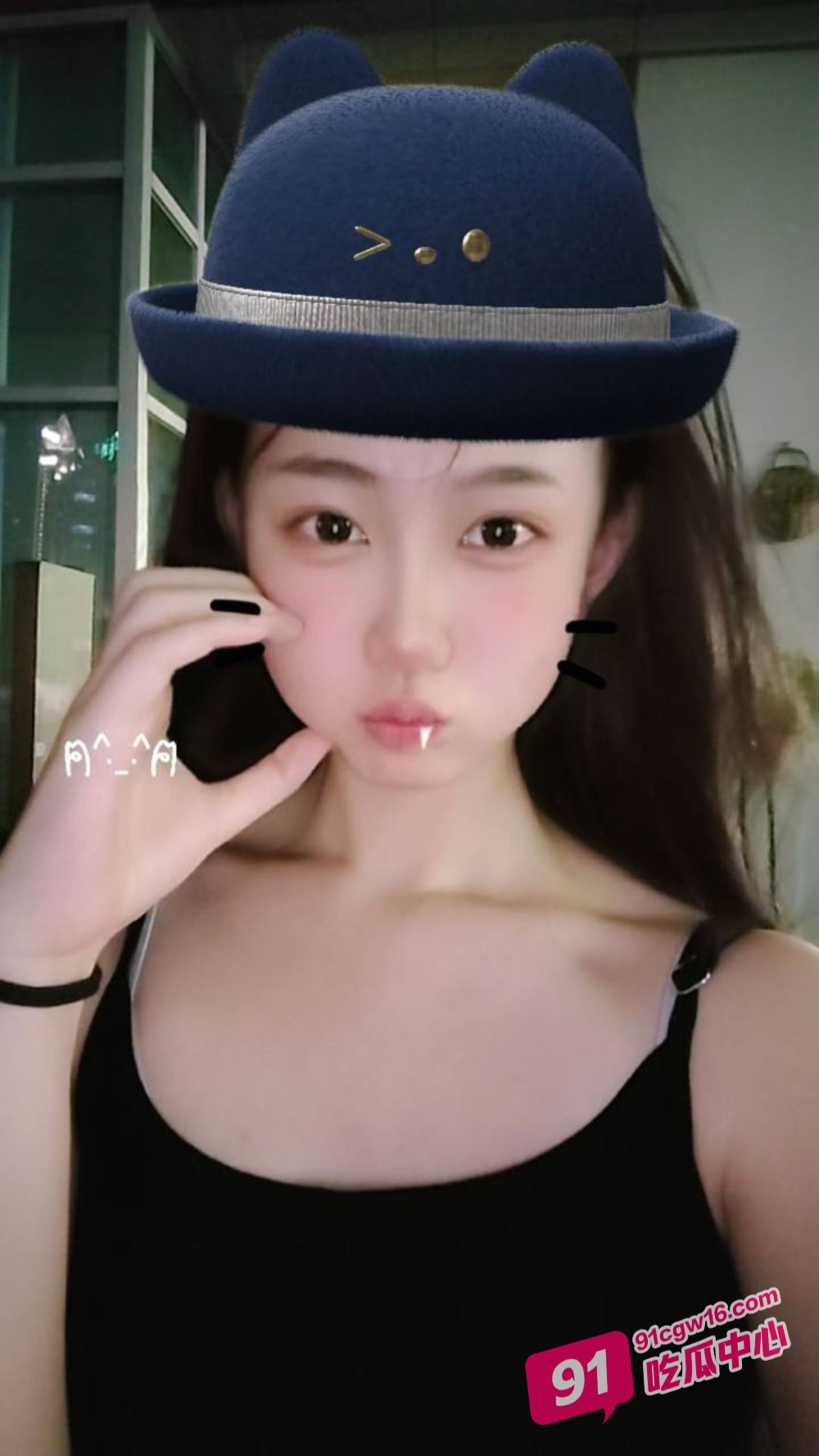 绿帽男带好兄弟轮奸自己老婆 骚母狗极其的渴望野男人的肉棒 配图3