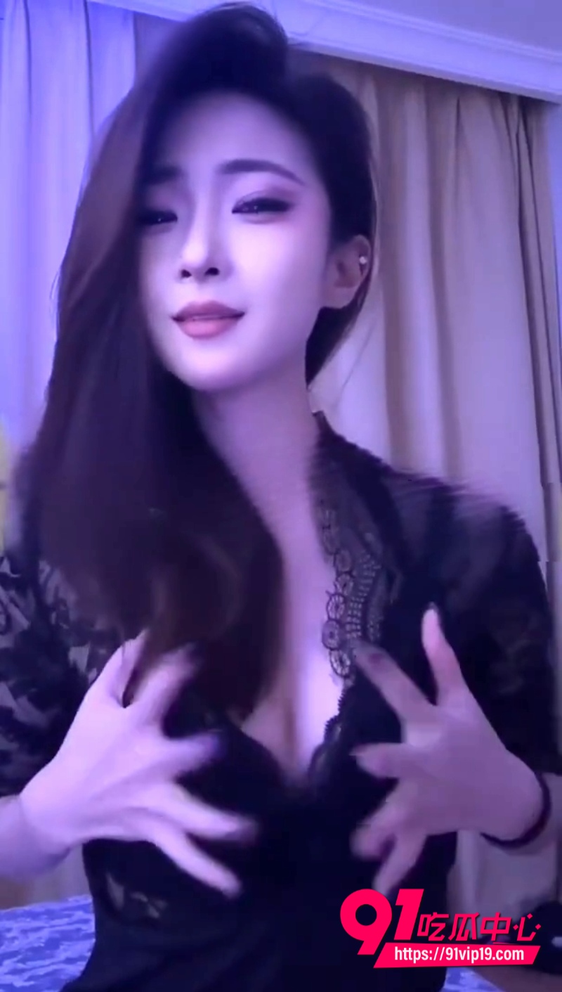 抖音饱饱龙卷风来咯 1