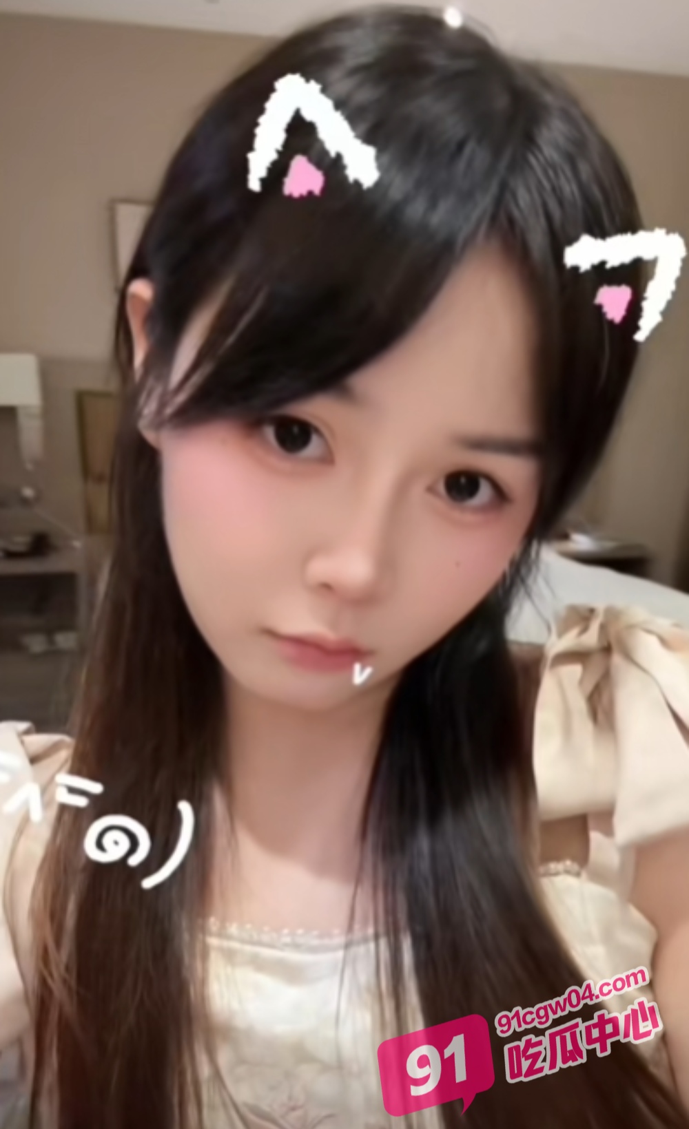 抖音擦边网红米糯Milo私下全裸自慰视频流出 相同视角跳舞一个露逼一个包裹严实！ 配图3