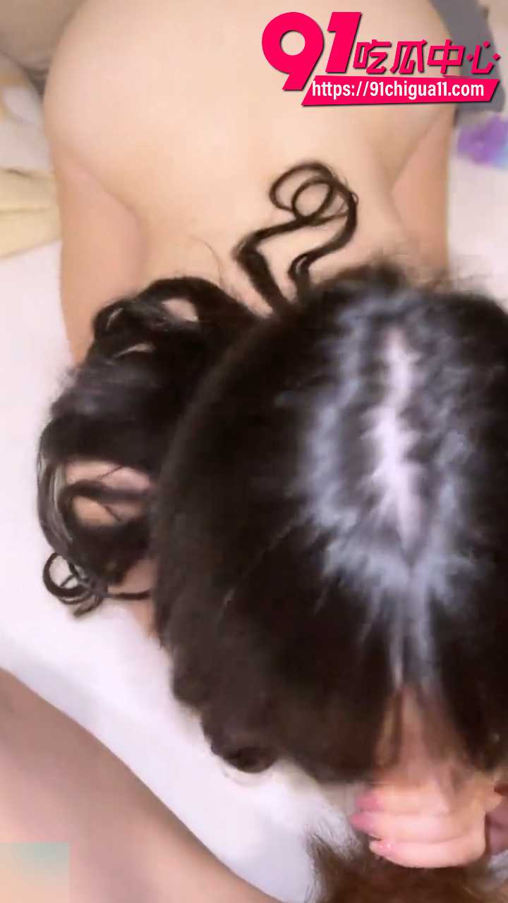 超可爱牙套妹反差炸裂4