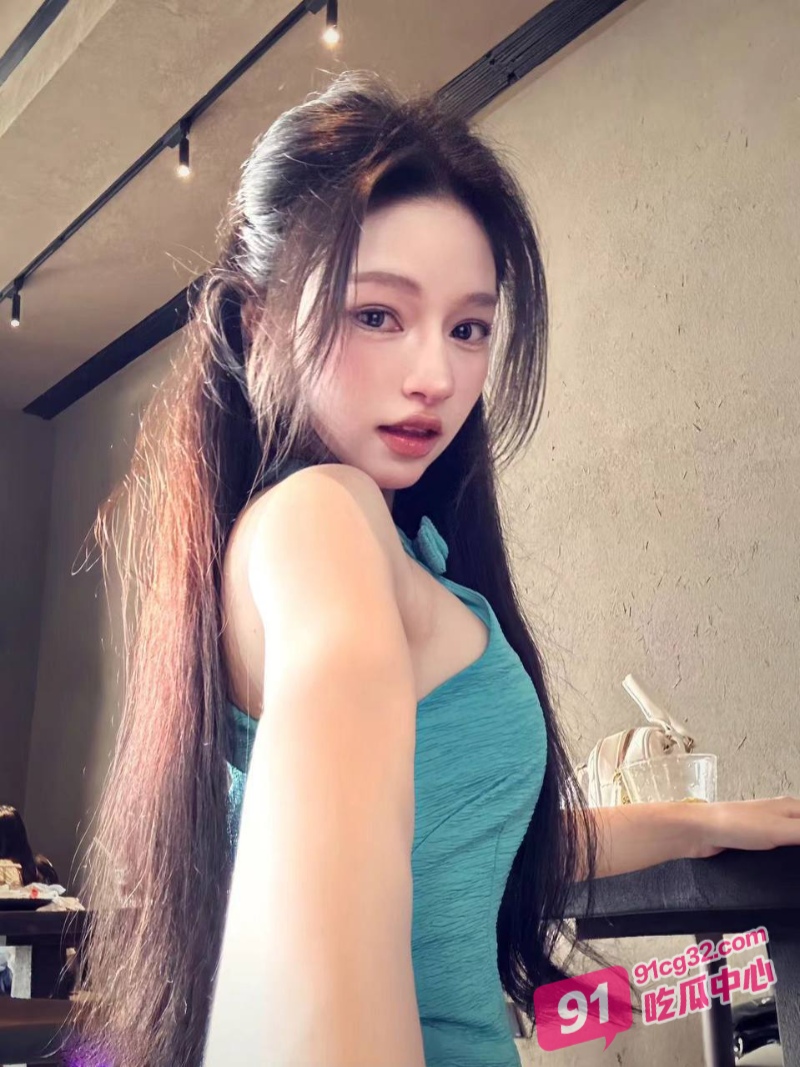 新疆哈萨克少妇阿依曲瓦克偷情多名大屌男 超多和不同男人的做爱视频被曝光！