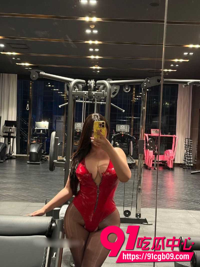 熟女御姐瑶瑶摇摇摇3
