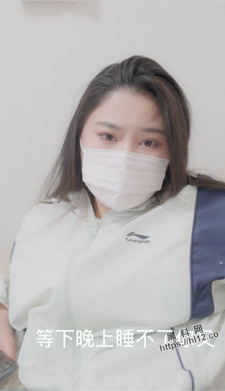 Onlyfans 台北娜娜 穿着制服极限诱惑男主无套插入猛插新作《足球宝贝》