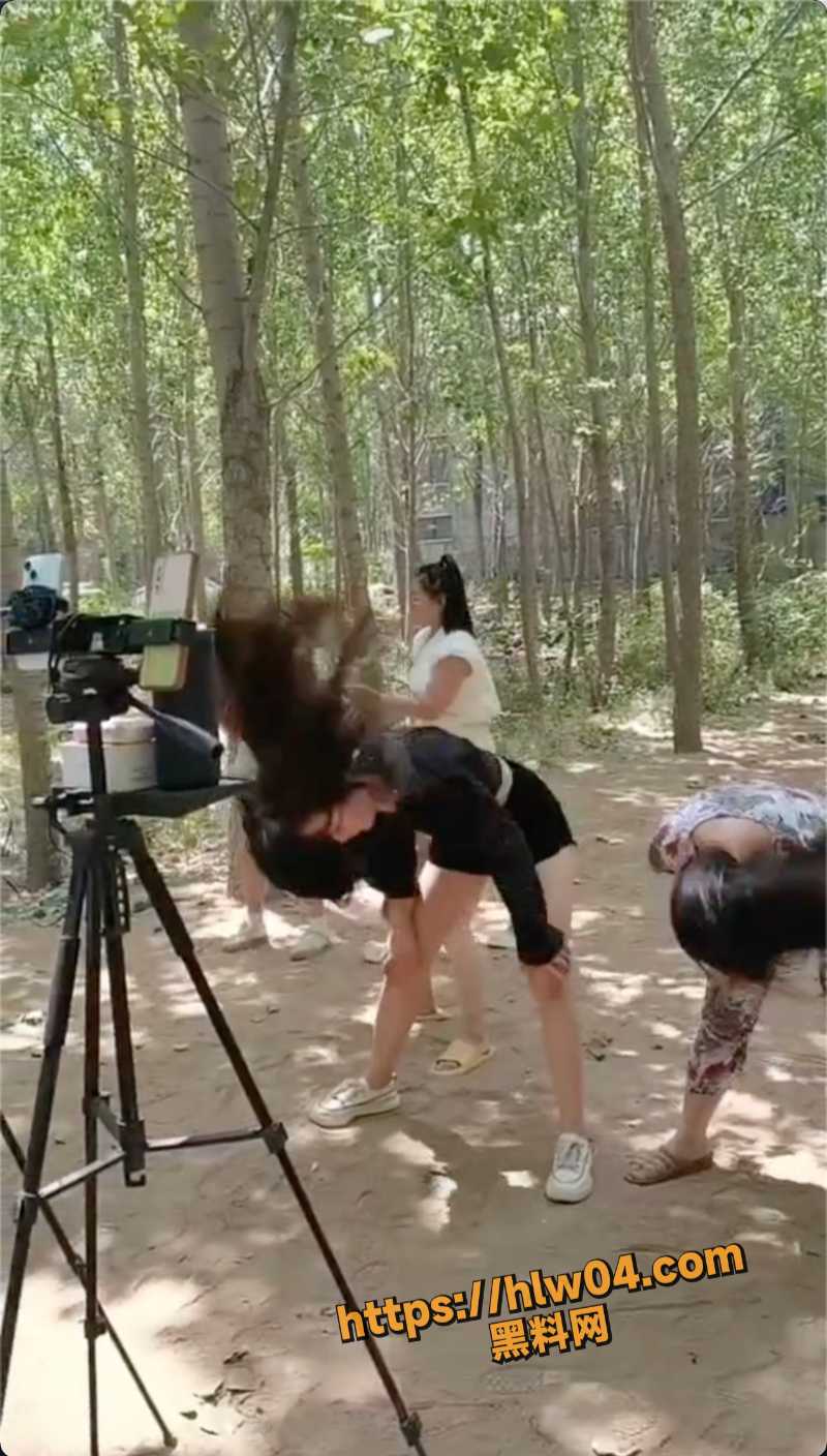 商丘少妇人妻宝妈农村群魔乱舞直播圈钱 难道真有人会喜欢看这种直播？