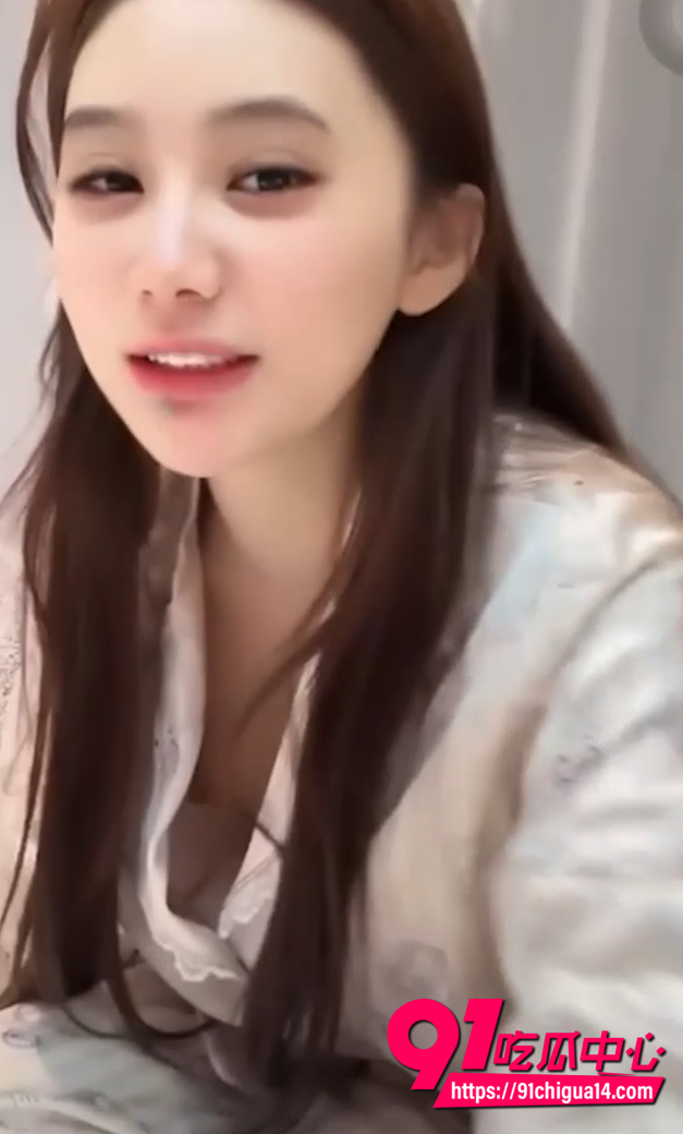抖音网红闪现露点合集流出 高颜值美女主播真空闪现奶头