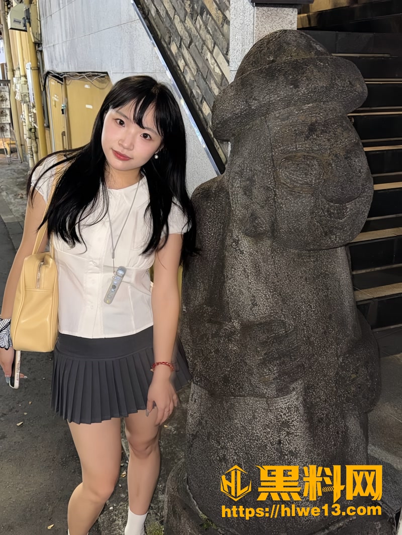 广东技术师范大学传媒系 苏雅 大尺度调教性爱视频 自称专属发情小母狗