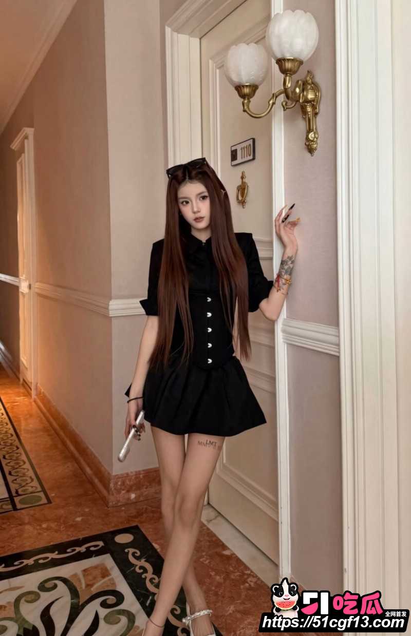 快手精神小妹木子姥姥早期打架视频04