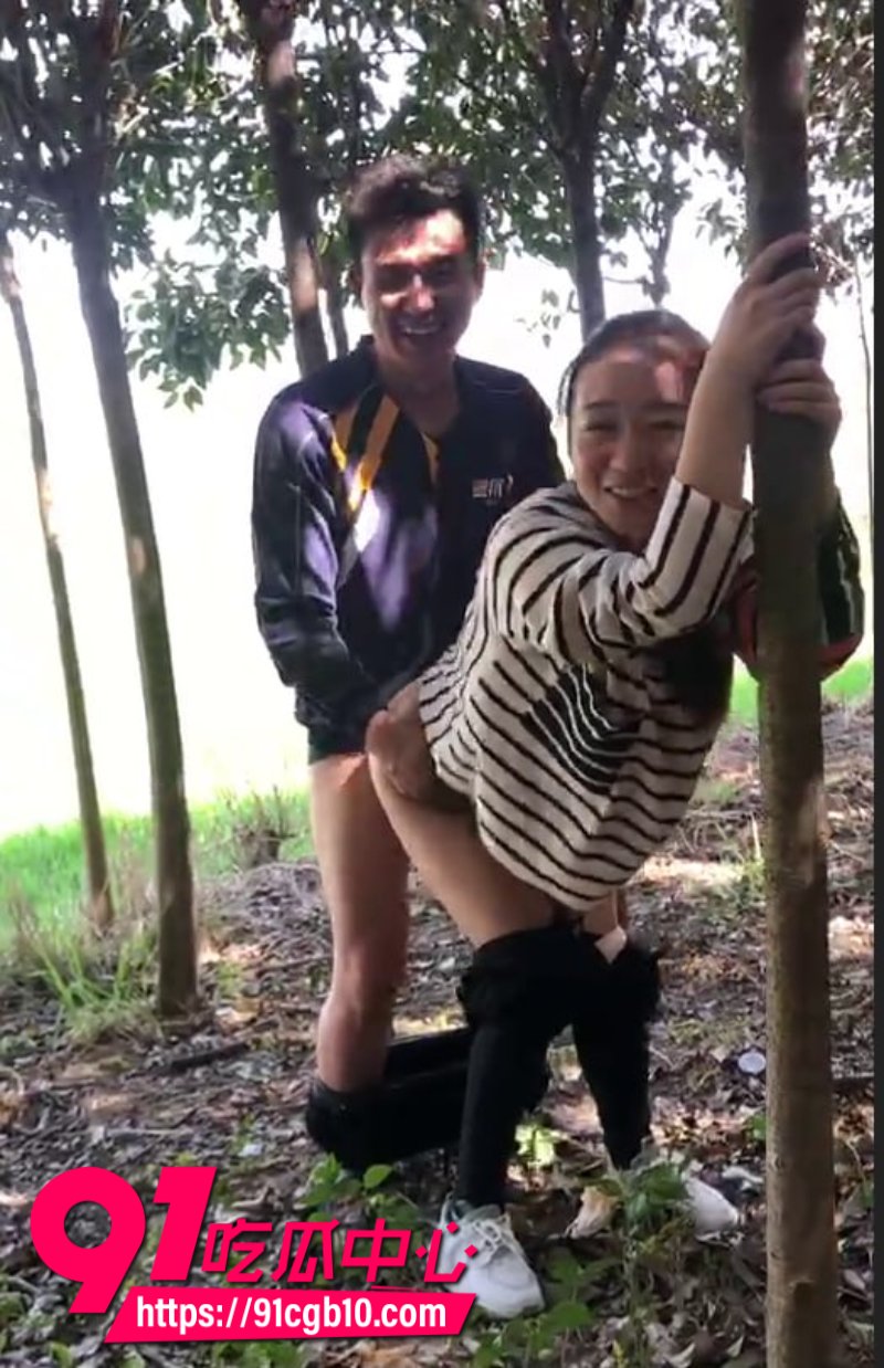 响水德邦物流小哥勾引已婚少妇小树林激战3 响水德邦物流小哥勾引已婚少妇小树林激战3