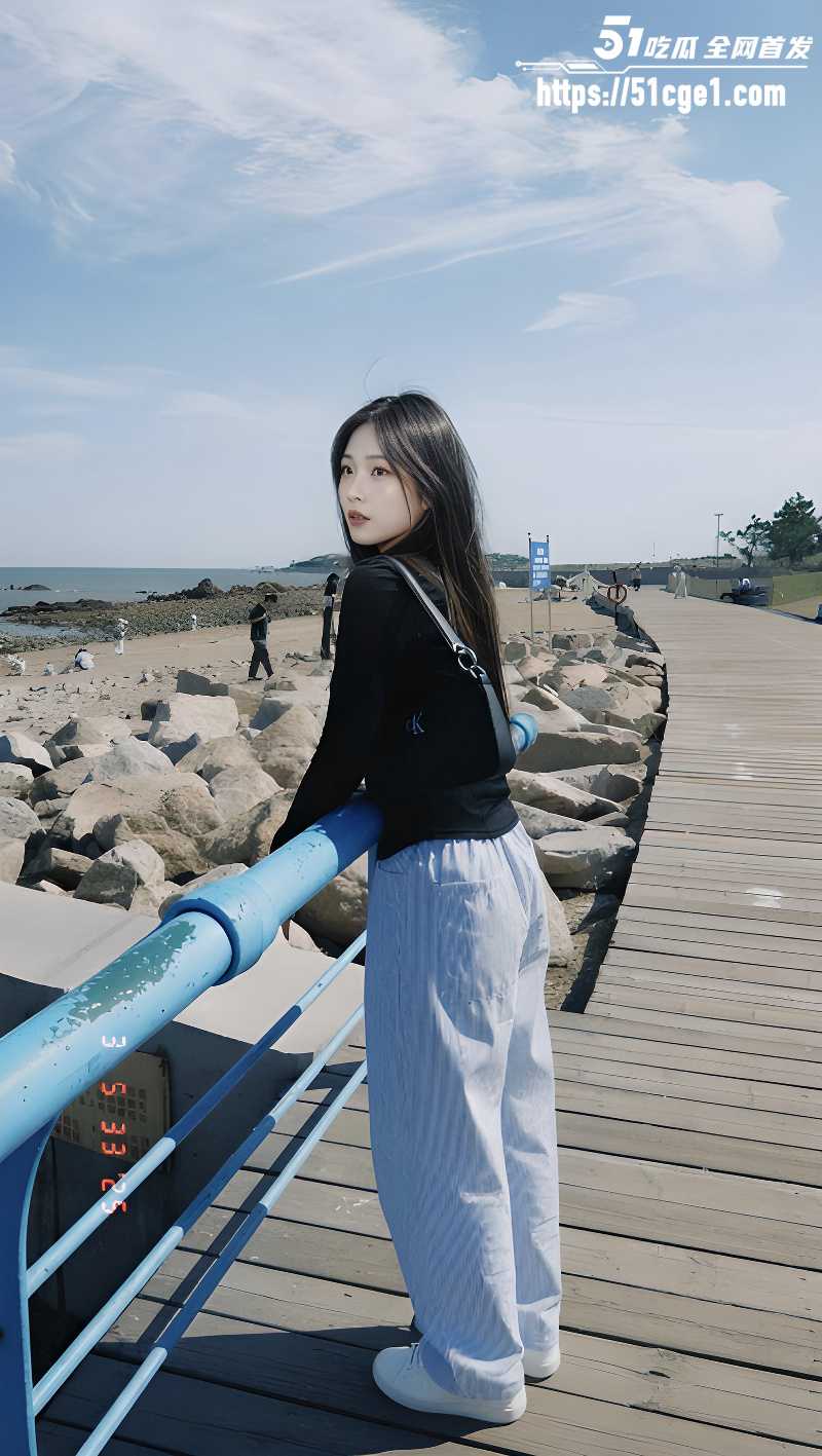 青岛反差御姐 周思莹 性爱私拍  1
