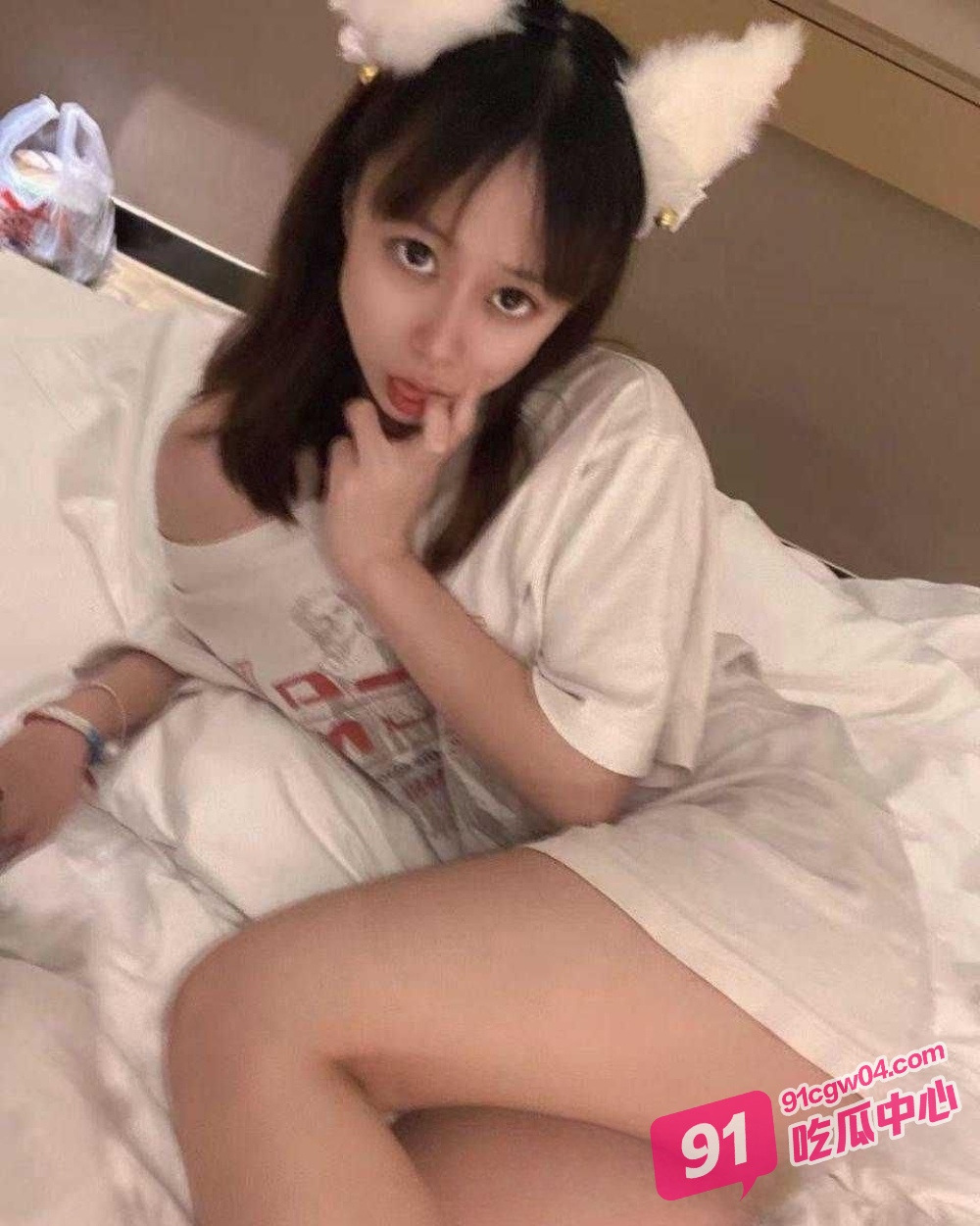 长沙极品美女许梓婷酒店秘密约会情人 被现男友发现后 将做爱视频发到网上泄愤 配图5