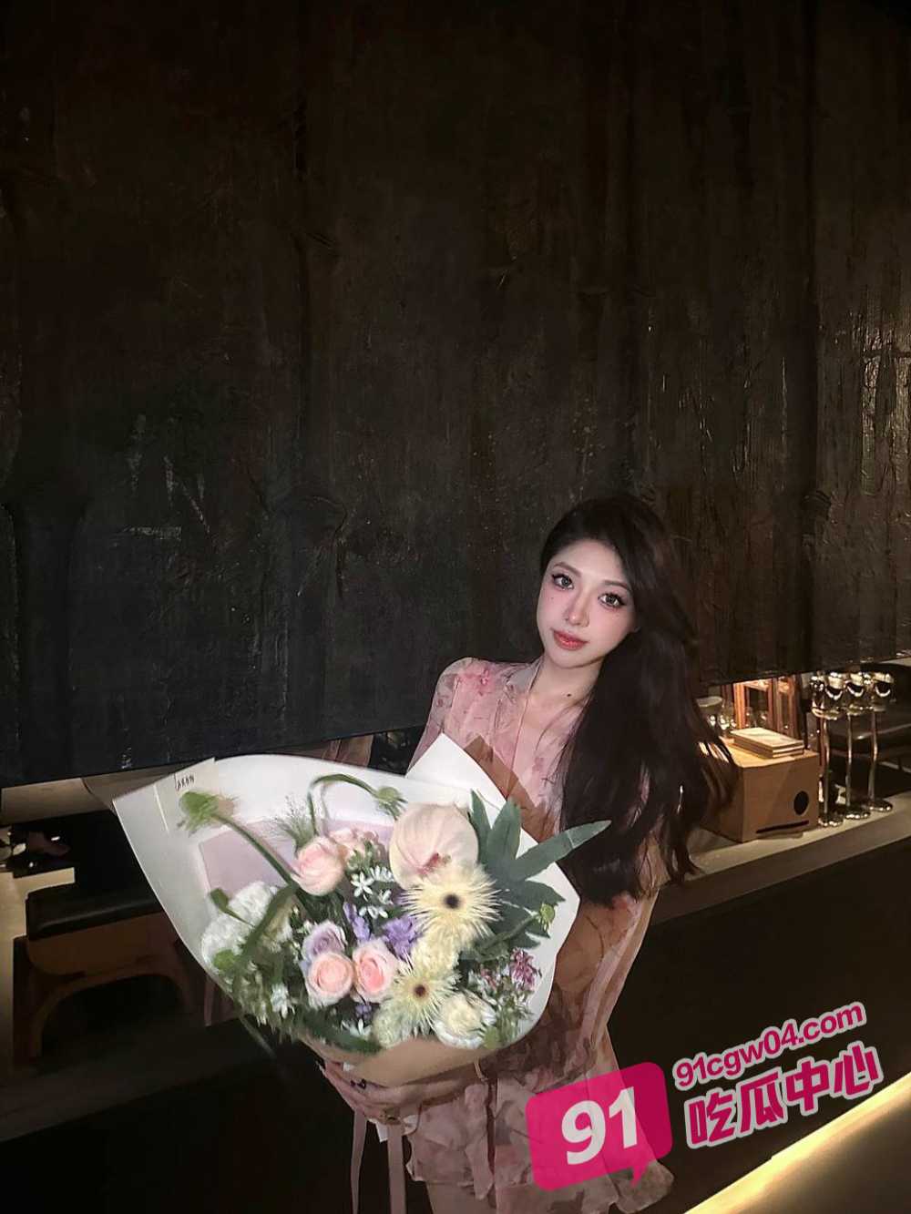 抖音风绿帽绿母混剪视频 极品反差人妻 完整版性爱视频福利 配图4