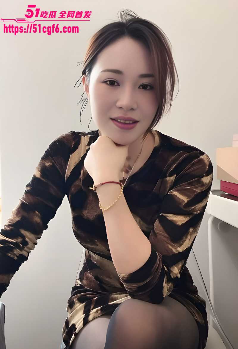 极品网红少妇我还是那日落露脸自慰 6
