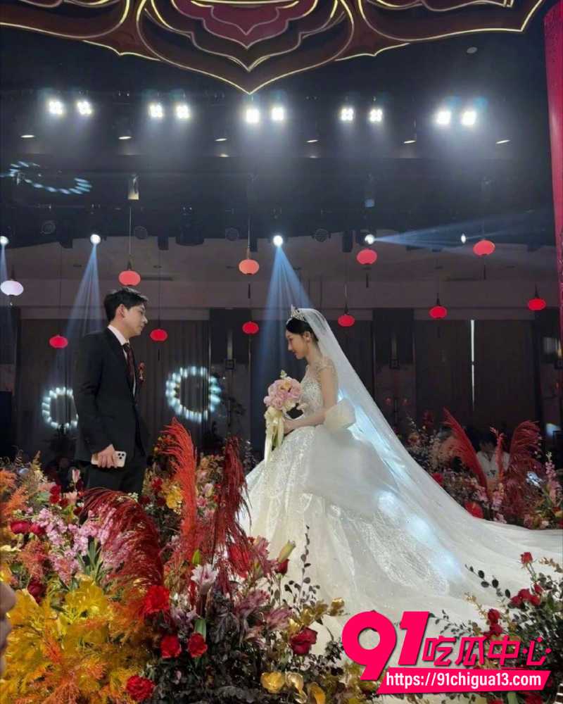 假富二代真男名媛李瑞滨 21