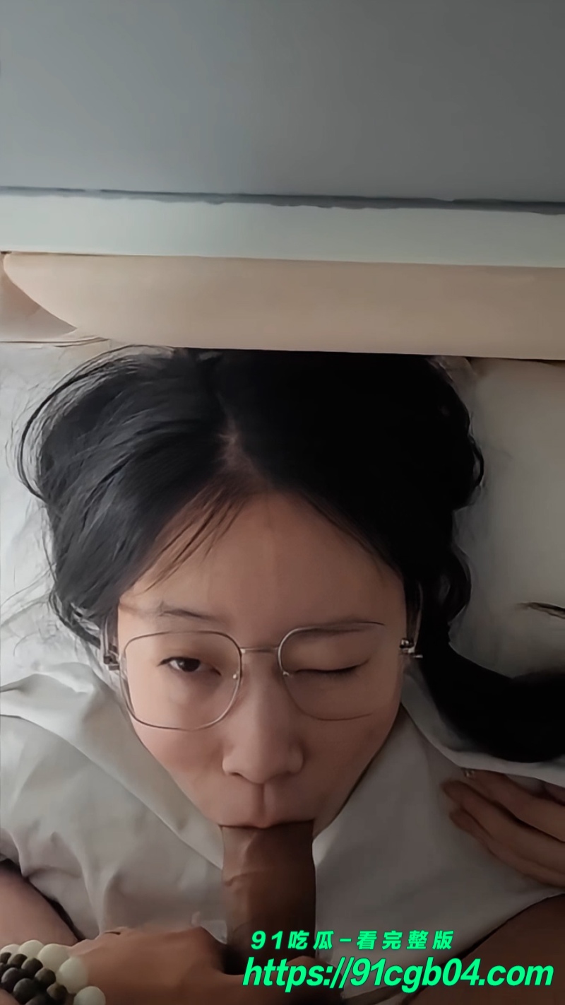 盐城反差婊刘冉跟男友自拍的性爱视频泄露网页素材3水印版